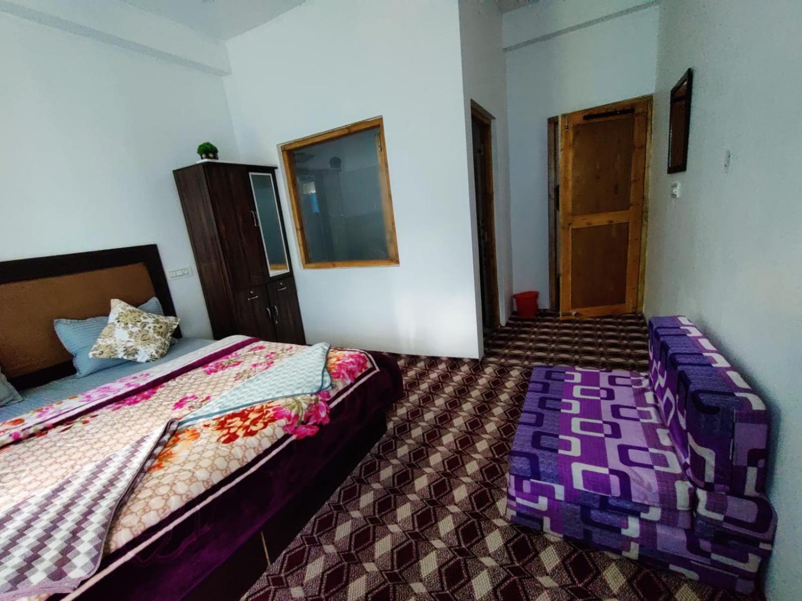 Nubra Holiday Deskit Luaran gambar