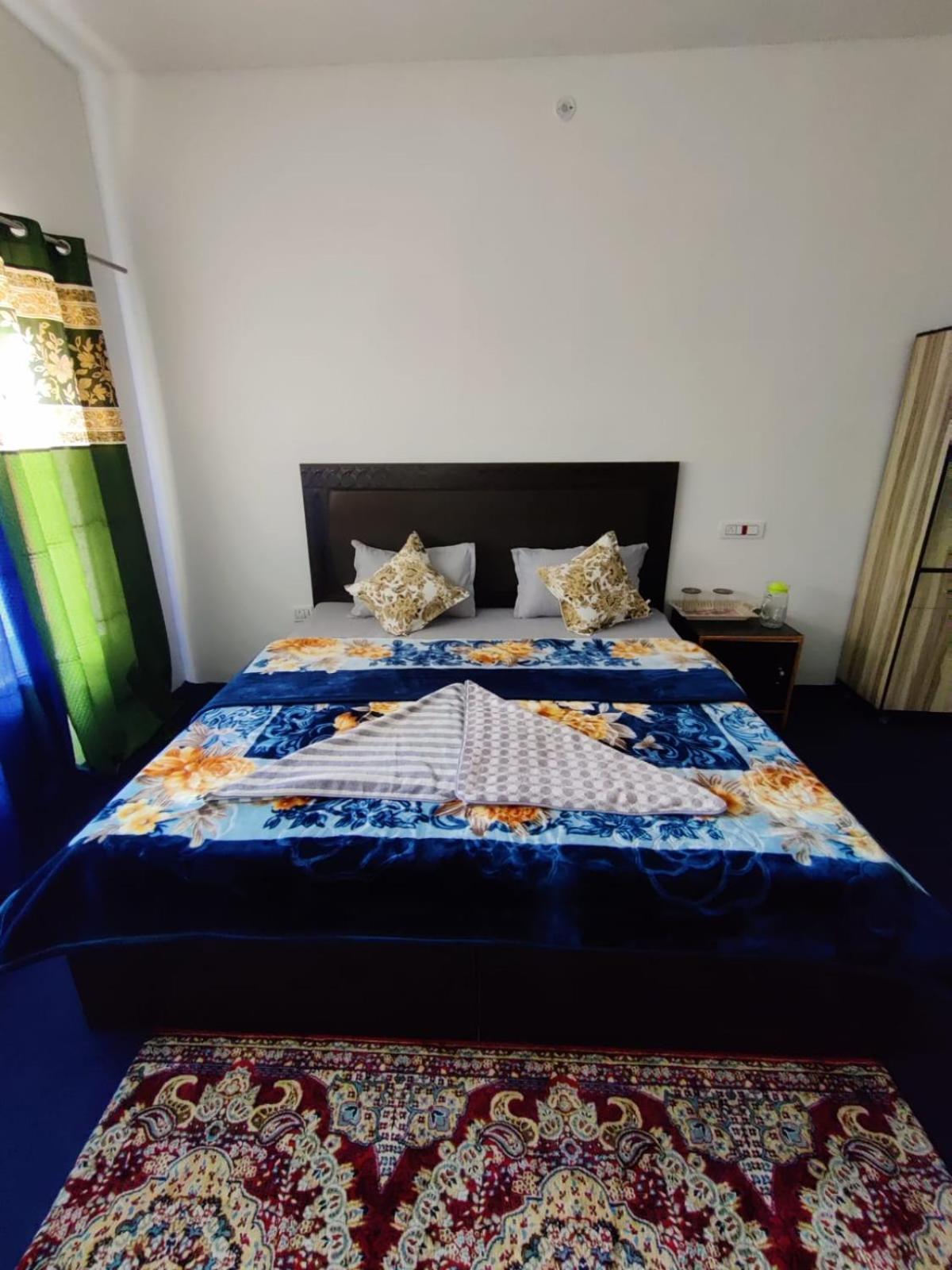 Nubra Holiday Deskit Luaran gambar