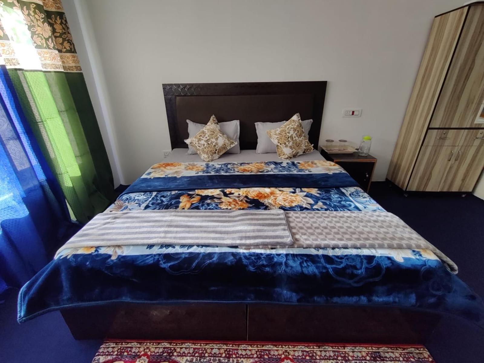 Nubra Holiday Deskit Luaran gambar